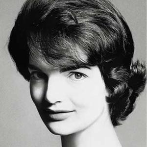 她是全美国女人的偶像,首婚嫁给最高权力者,二婚嫁给世界首富