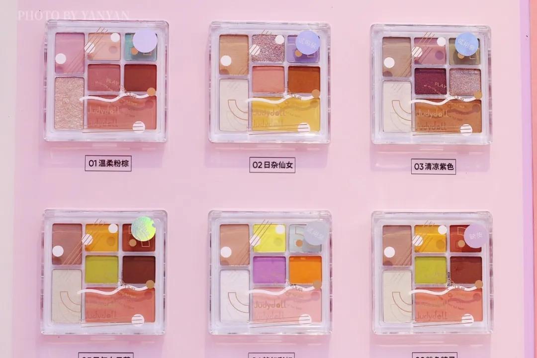 南京彩妆集合店wowcolour,有没有和wowcolour差不多的彩妆店