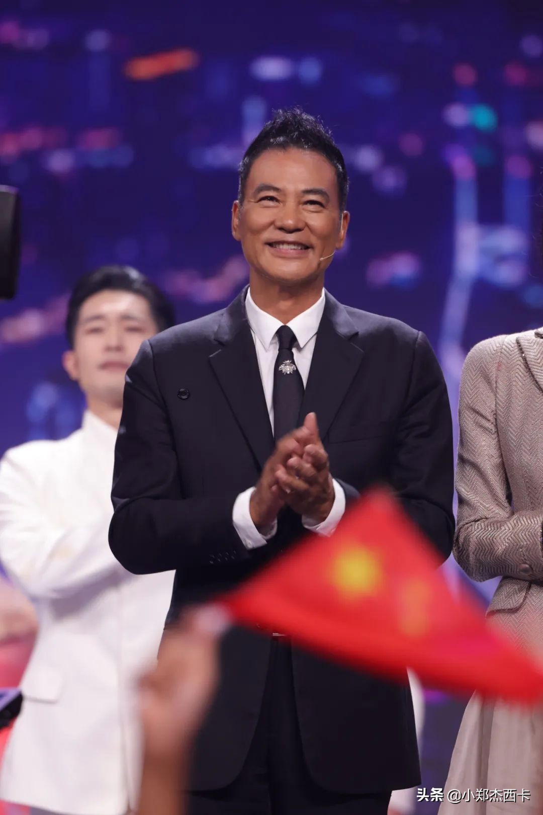 大湾区王菲出场谢霆锋表现,大湾区晚会谢霆锋王菲同台了吗