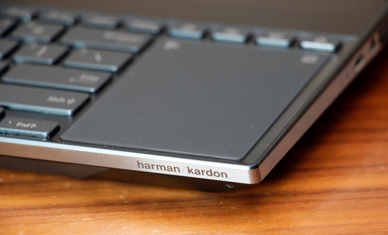 华硕asuszenbook拆屏教程,最强悍的笔记本电脑