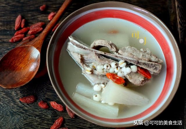 广东秋冬筒骨煲什么汤好喝又营养,冬天煲骨汤食谱大全