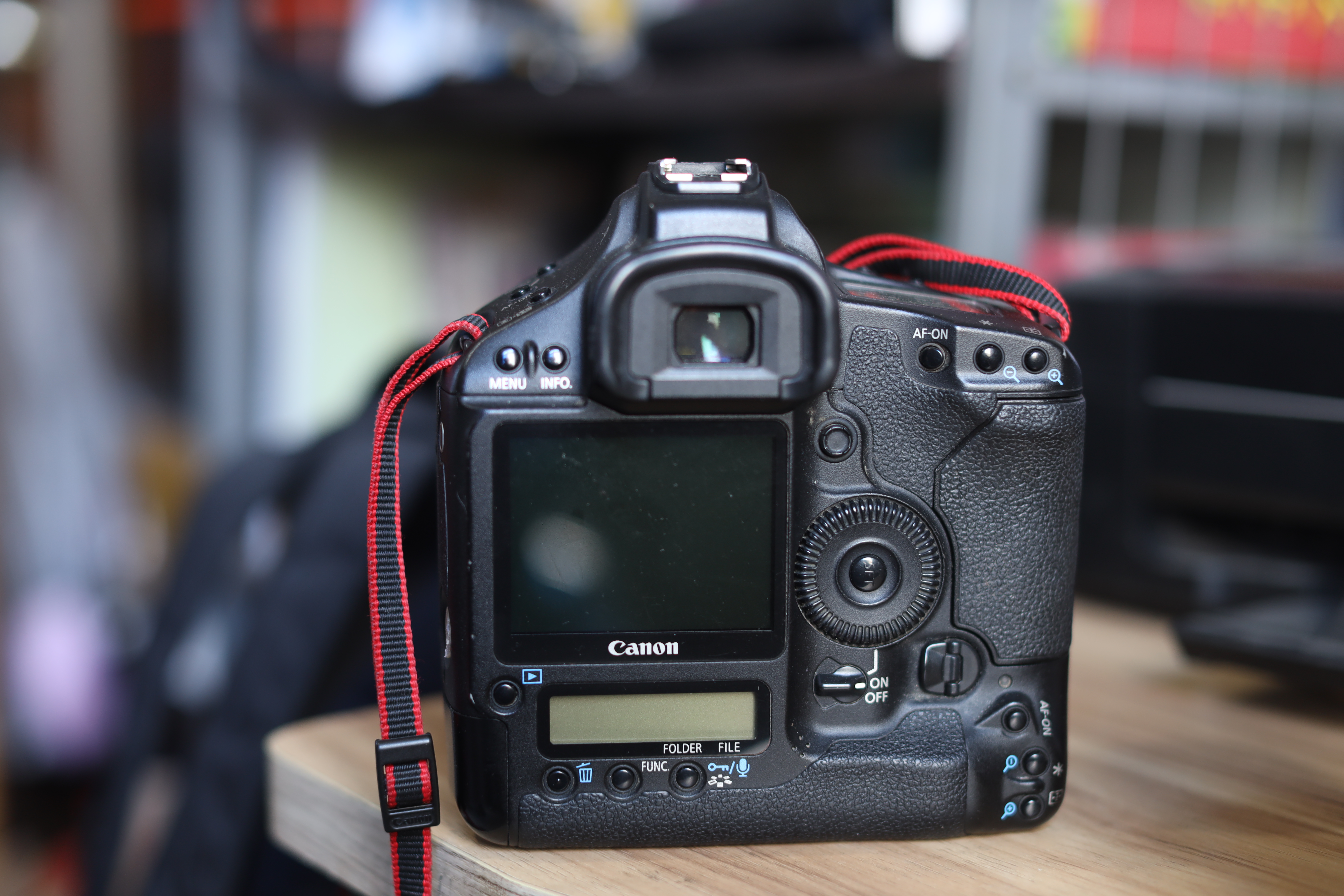 佳能1ds3还值得入手吗,佳能1ds3深度评测