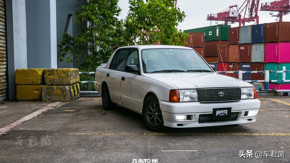 丰田皇冠出租车多美卡,丰田皇冠老款出租车
