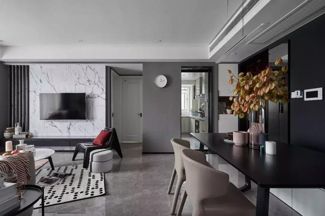 高级灰粉色卧室装修案例,高级灰的颜色铺在家里简约大气