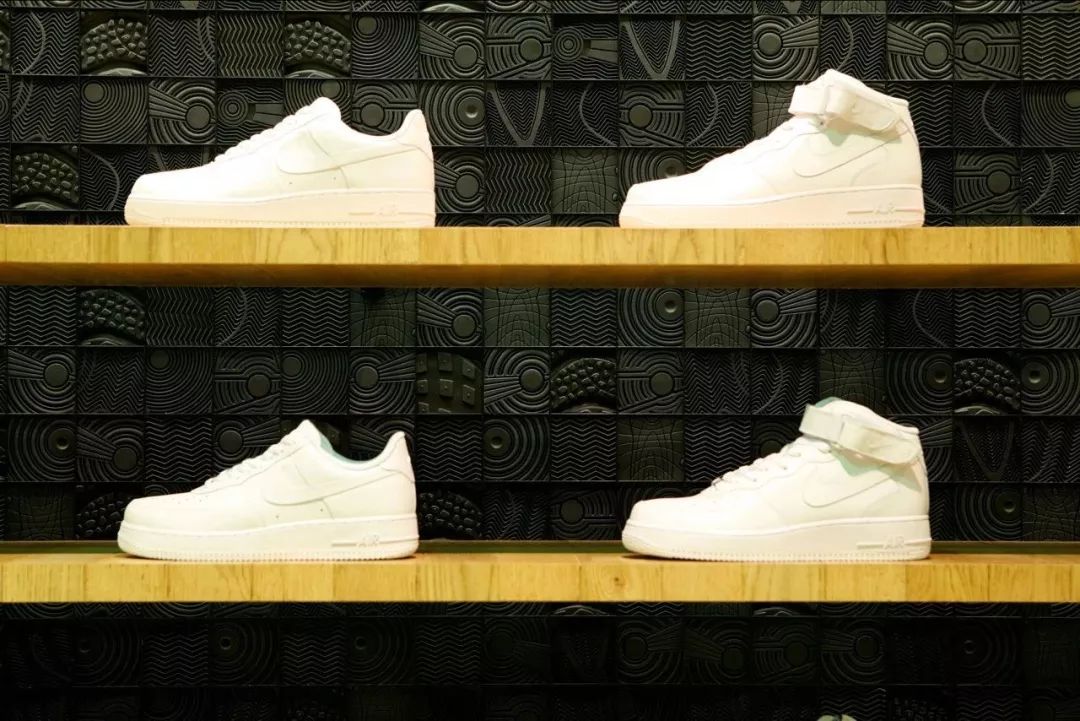 从优衣库到南京步行街,优衣库到路易威登