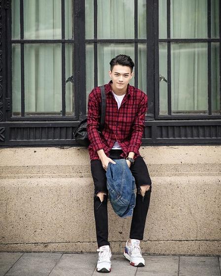 许凯的帅气穿搭超有范,许凯穿什么衣服好看