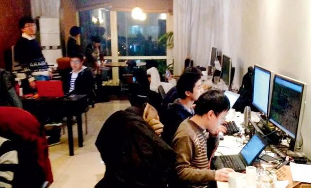 程一笑、银鑫：从东大一舍西走出的快手创始人