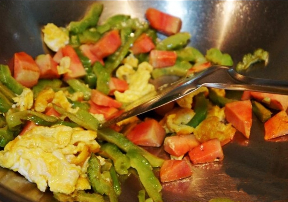 超级简单又好吃的美食不需要水果,不会做菜做出来的菜都是黑暗料理