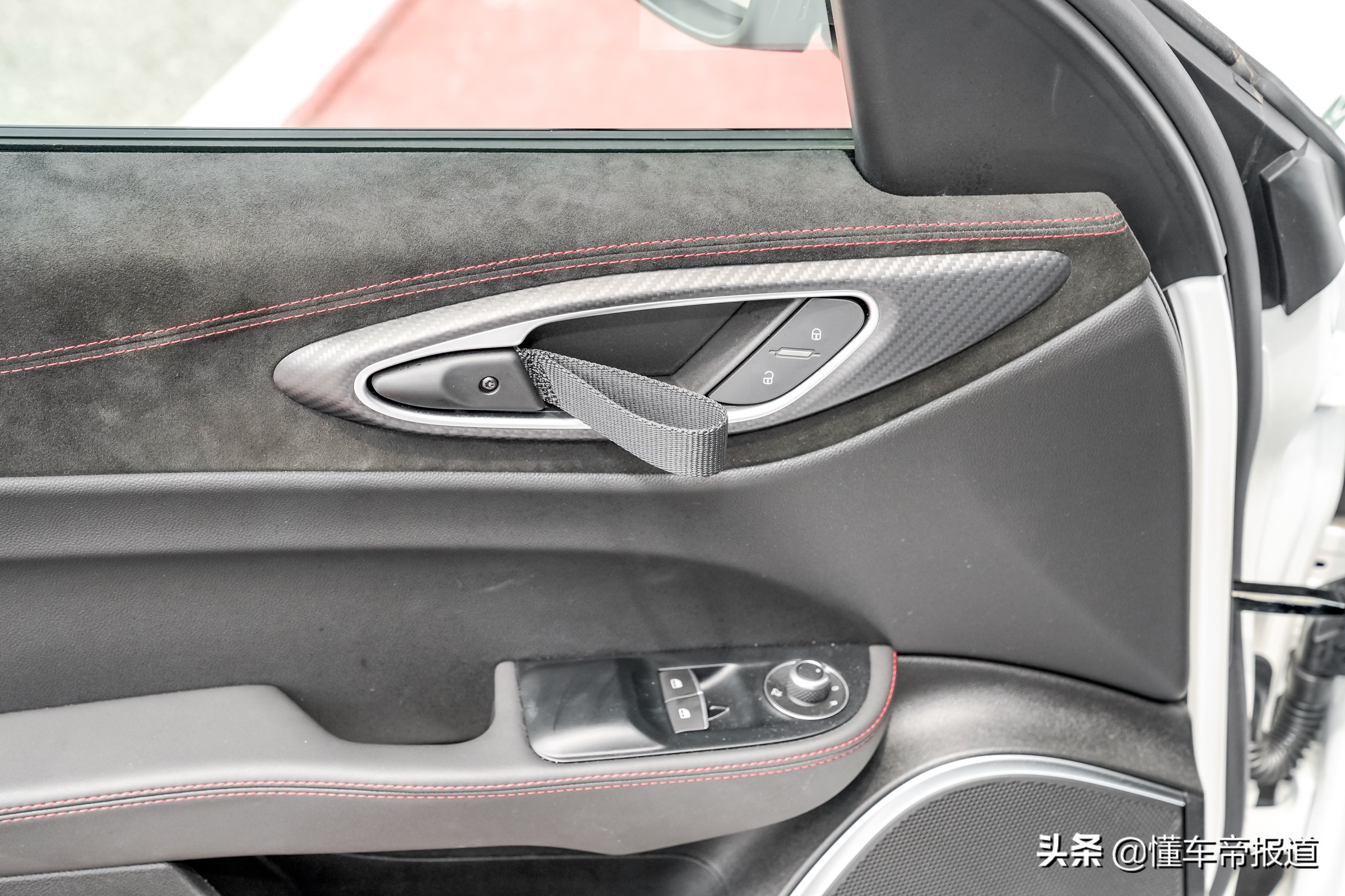 新车阿尔法罗密欧giulia豪华版200p,阿尔法罗密欧giulia车评