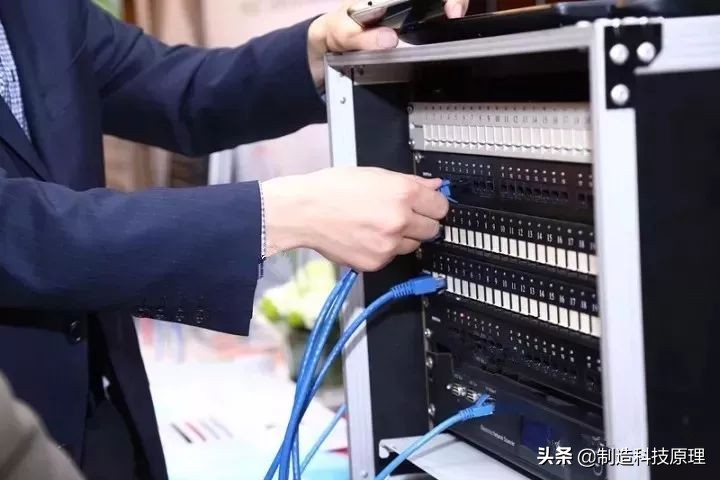 弱电系统的用电量如何计算,监控机房负荷怎么计算