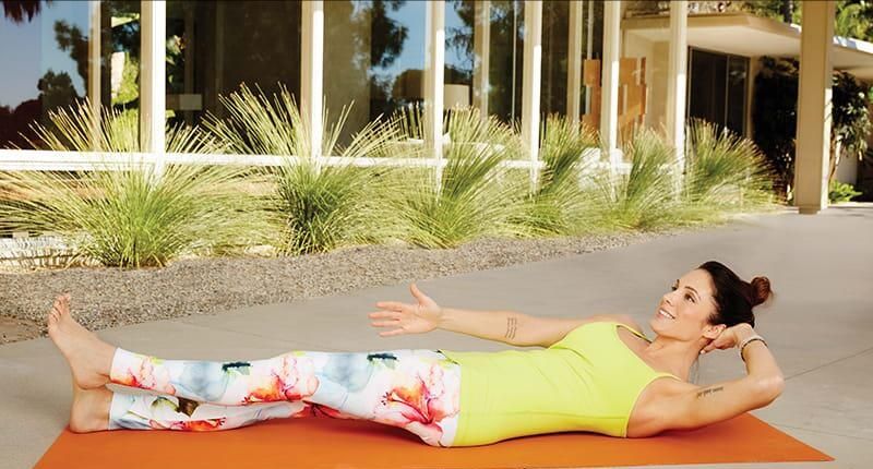 瑜伽腹部核心训练女性,瑜伽盆底肌怎么借助训练工具锻炼