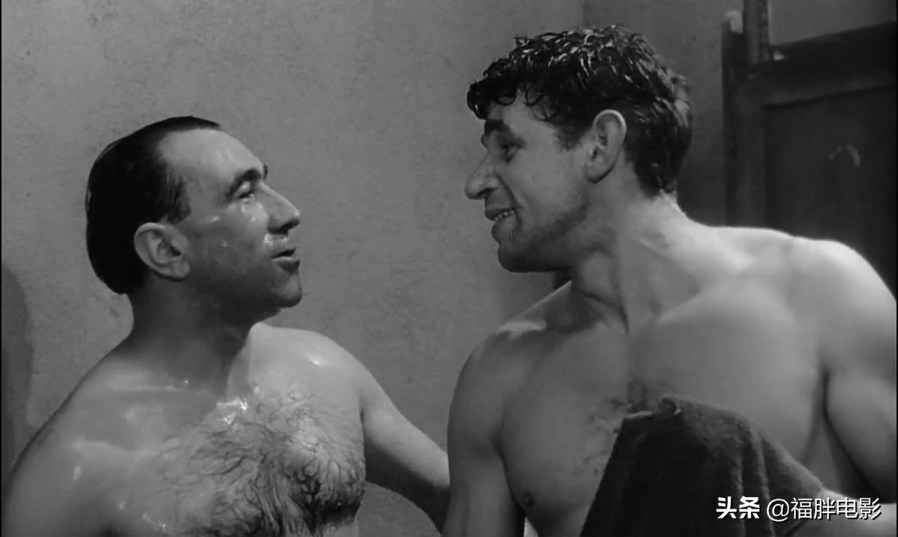 肖申克的救赎挖洞挖了多少年,最伟大的越狱电影肖申克的救赎