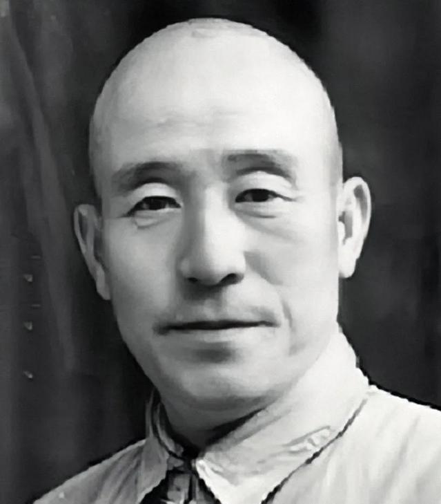 傅作义命令急速回北平,傲慢不逊的郭景云贻误战机,耽误了大事