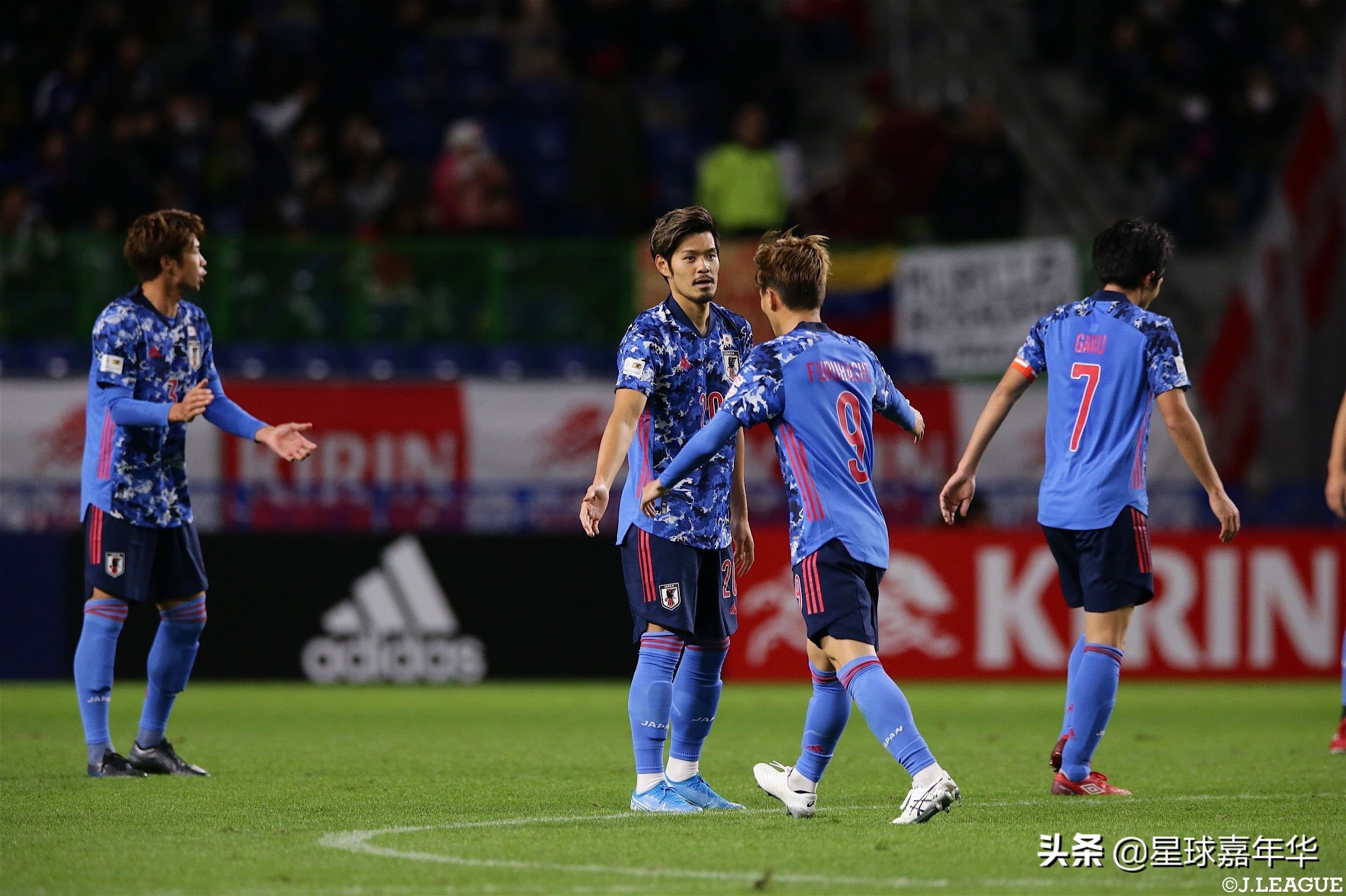 日本队3-0完胜韩国,日本韩国淘汰了亚洲球队还剩谁