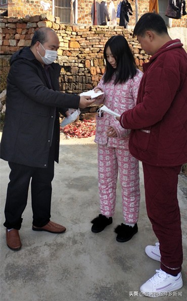 莲花县非公经济人士最美的人在共战“役”