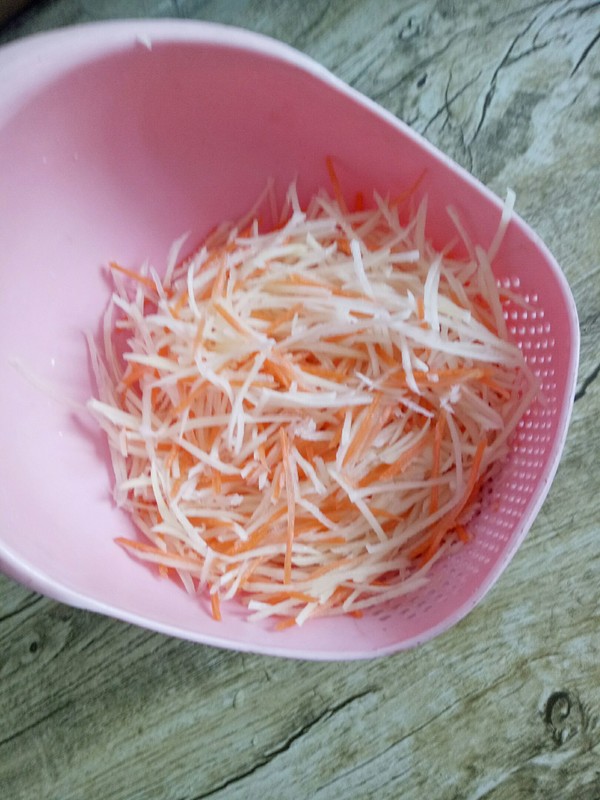 土豆丝炒了半天不熟怎么办,土豆丝一炒就粘锅怎么回事