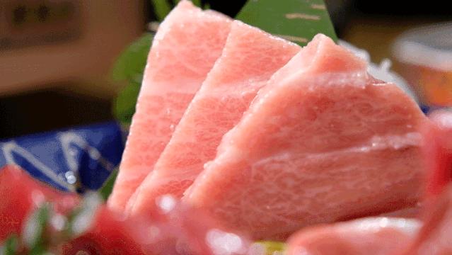 新晋匠心手作日料店！雪糕口感蓝鳍金枪鱼刺身、飙烟5A和牛…