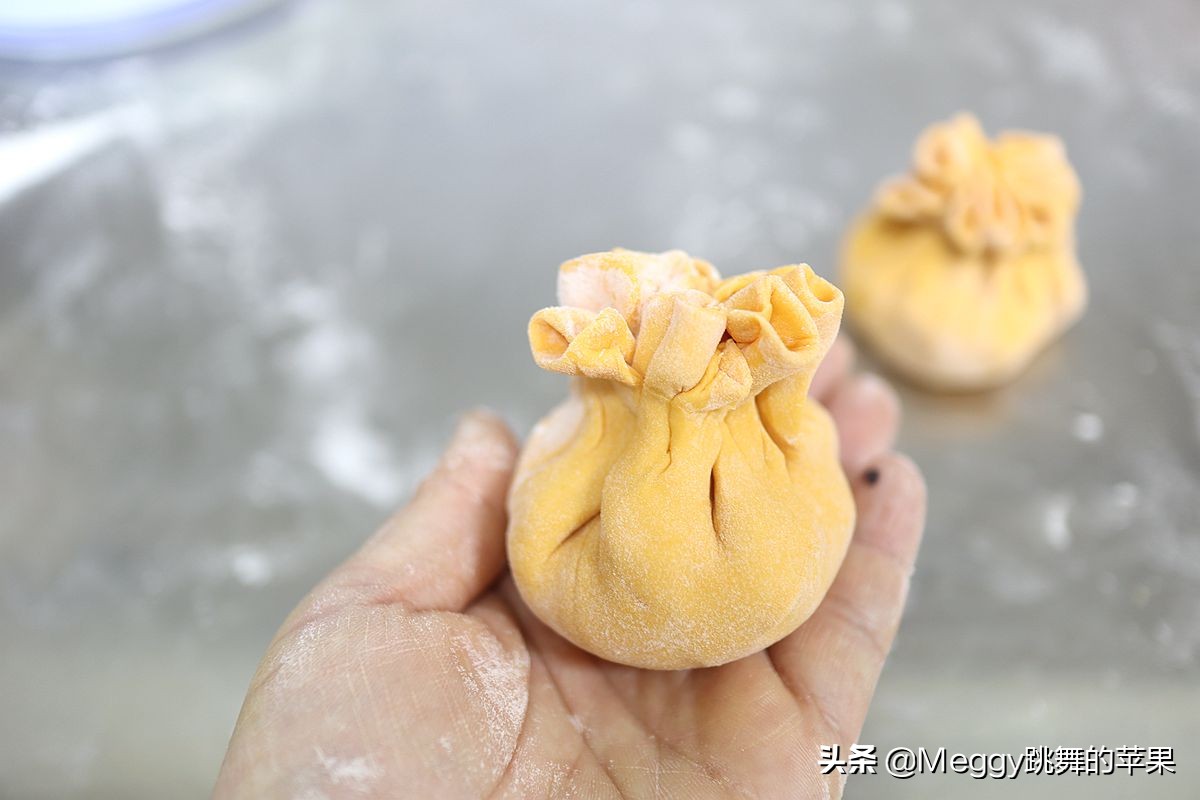 包子一次性醒发视频,福袋大包子的包法