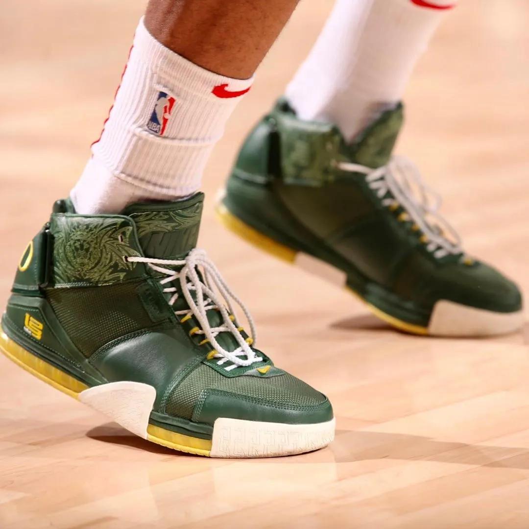 塔克谈最有意义的球鞋,pj塔克上脚最便宜的球鞋