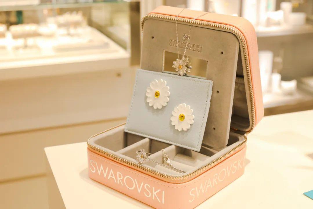 不看血亏！5.9折的克拉钻、买正装送正装的YSL，成都就这儿有