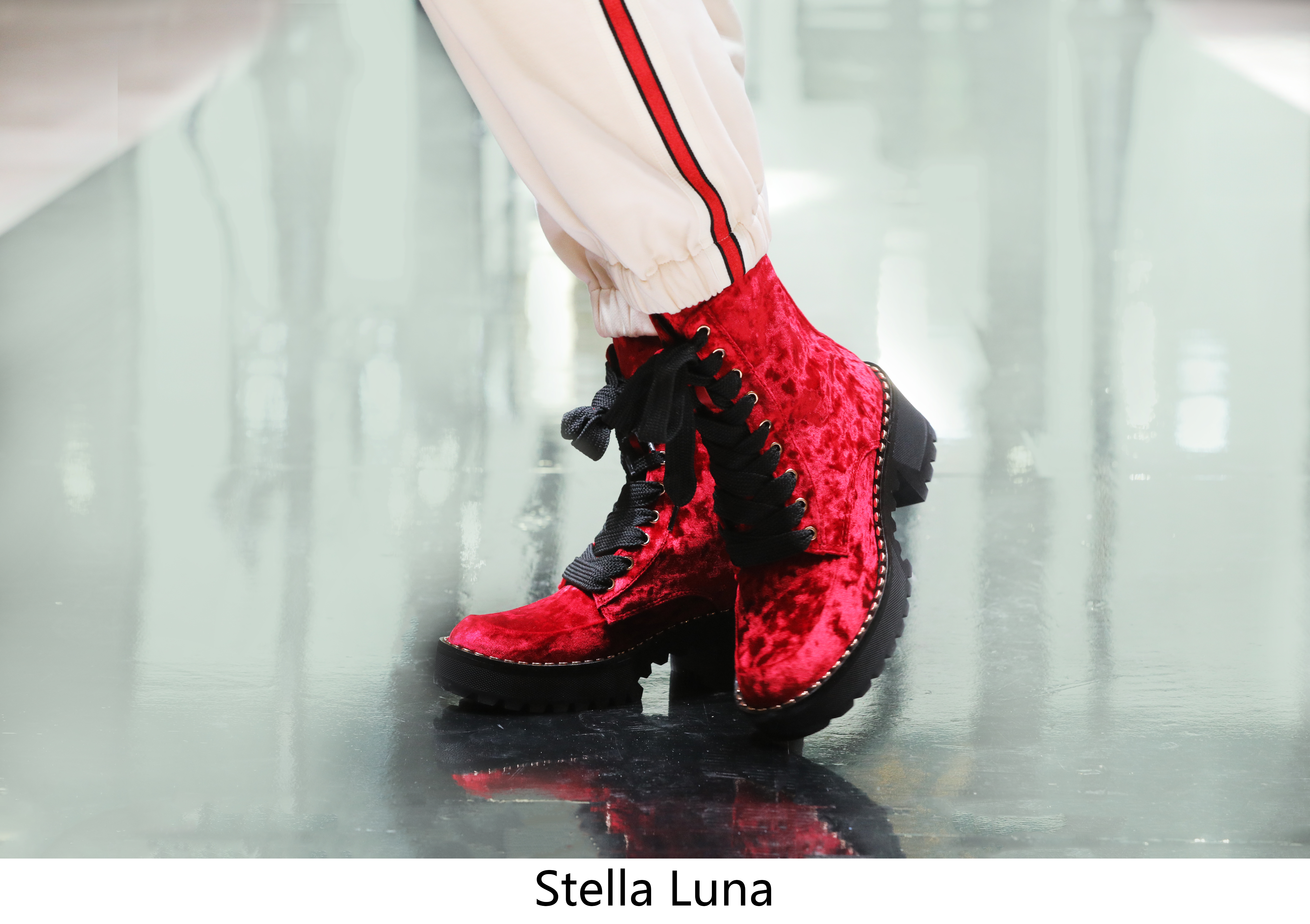 武汉国际广场“魅影弥城”2019秋冬时装周完美落幕