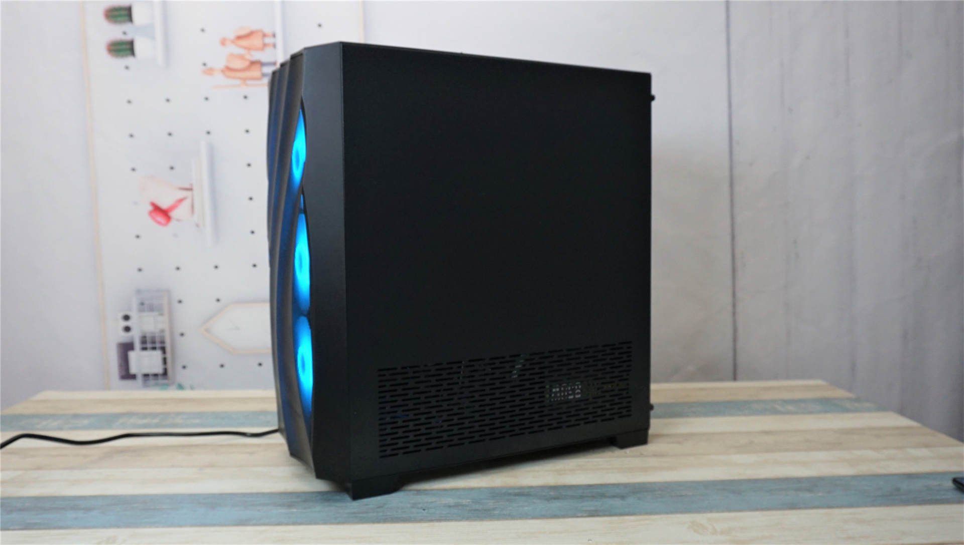 机箱安钛克风行者,安钛克ne750电源配什么机箱