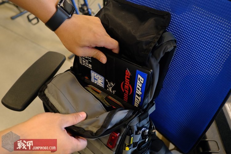 升级更全能LiiGear全新18L背包“章鱼老师”深度使用测评