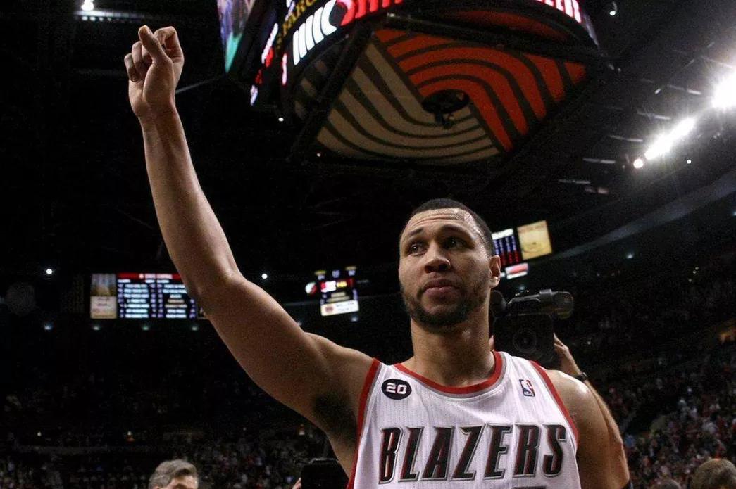 罗伊选秀大会,罗伊获得最佳新秀了吗