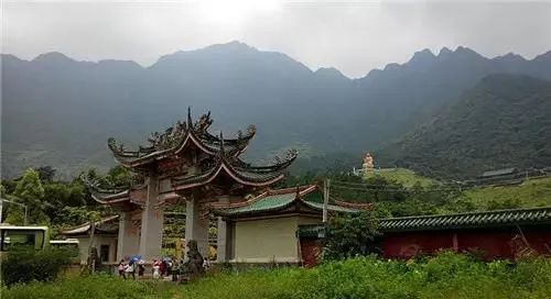 关于诗词的经典诗句,经典诗词名句及注解