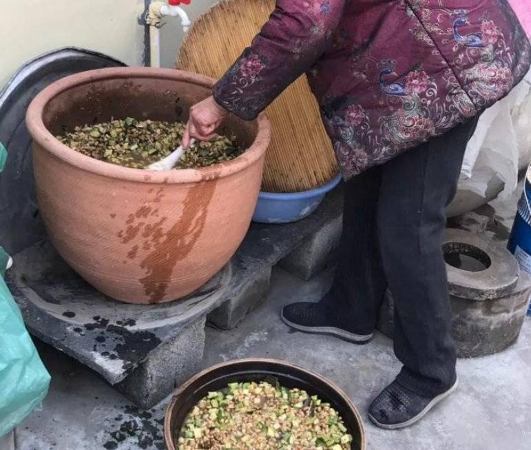 山东正宗老咸菜的做法,这道失传已久的农村小吃