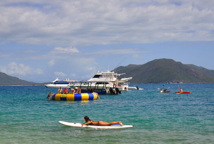全民热遗｜大堡礁上有个翡翠岛，绝美好玩，还是海龟康复中心