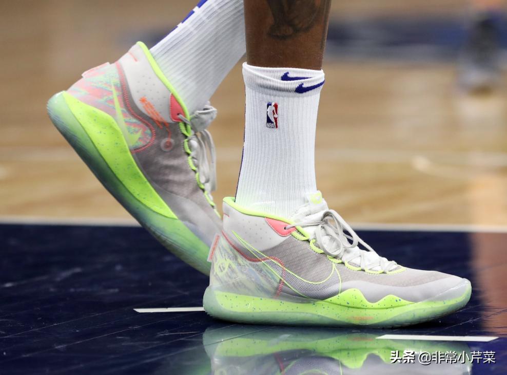 又帅又能打的实战篮球鞋推荐,各种性能最好的实战篮球鞋推荐