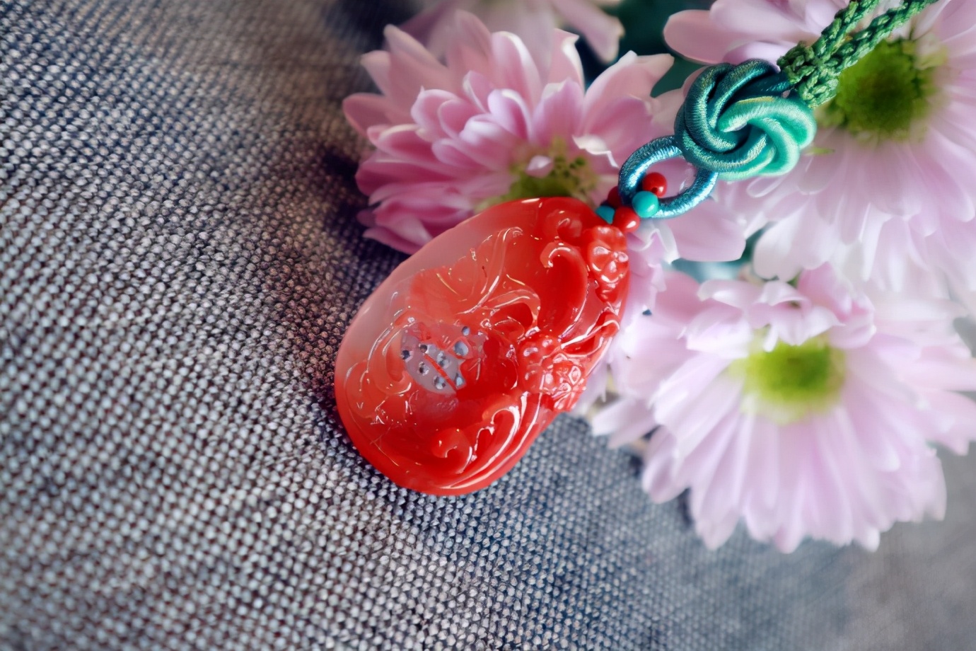 冰飘南红手串会越戴越红吗,为什么有的冰飘南红只要几十元