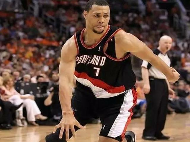 黄曼巴罗伊最强nba怎么转身,黄曼巴罗伊巅峰集锦