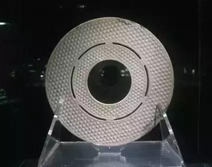 玉得五色沁胜得十万金是什么意思,玉有五色胜过万金