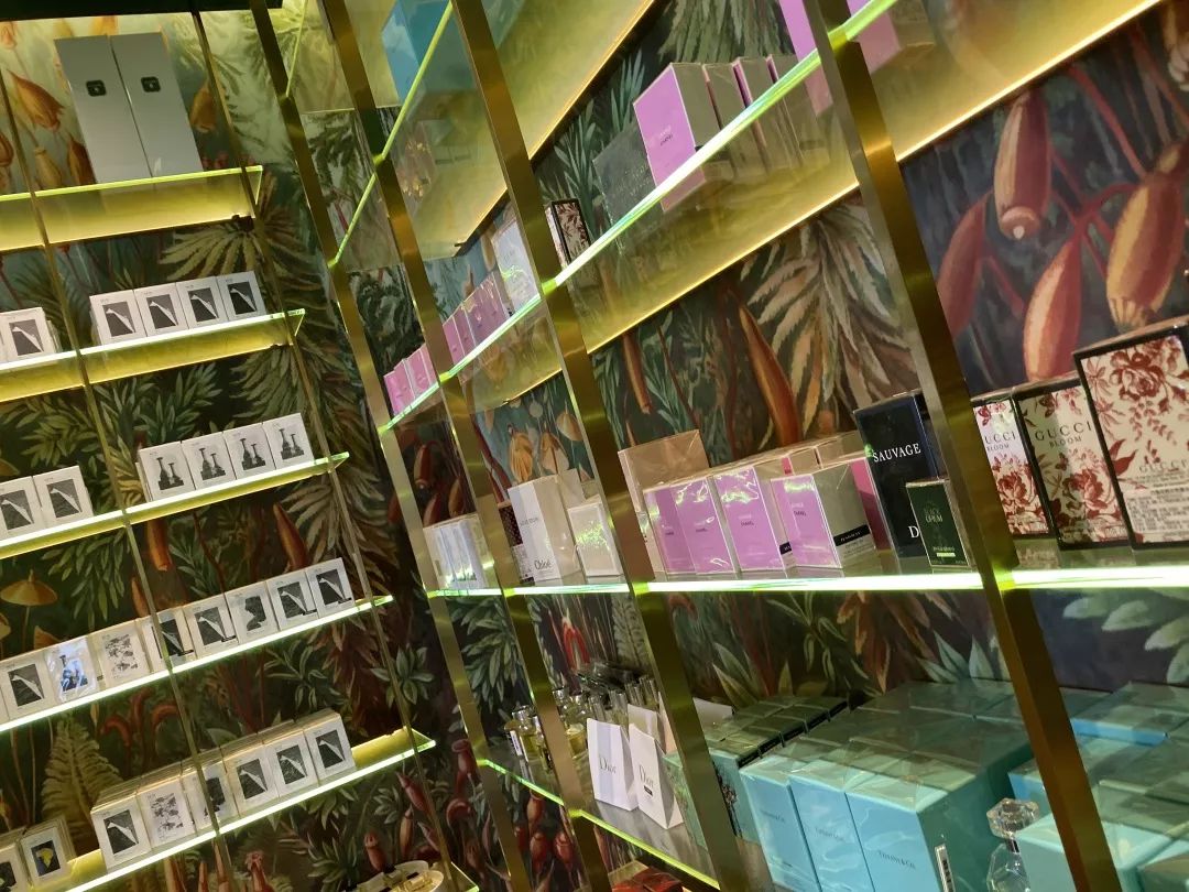 美妆购物圣地,打卡美妆乐园