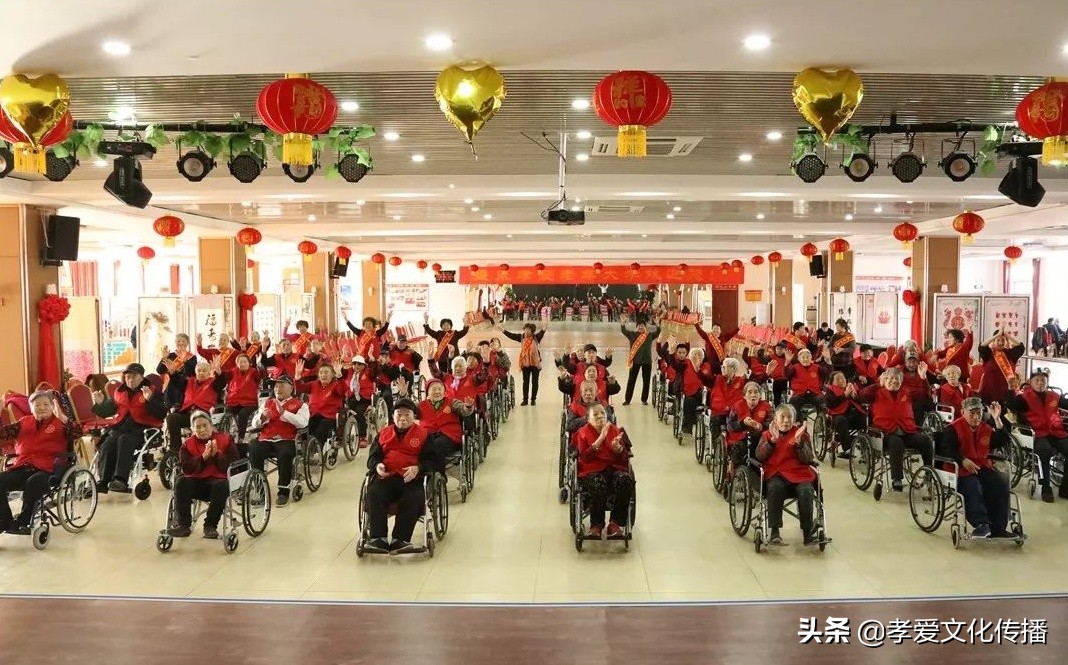 盛泉养老新模式,盛泉普惠康养基地老人