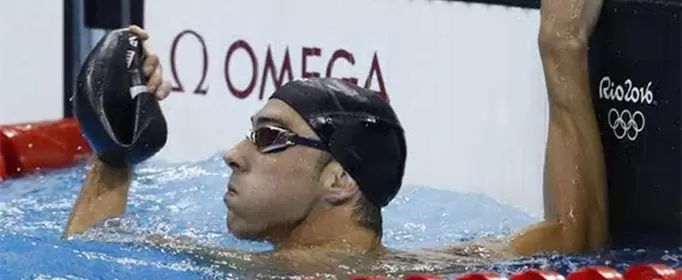 女生新手学游泳需要什么装备,游泳要准备什么物品