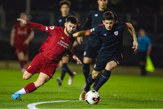 8年时间完成三级跳，利物浦冬窗新援：梅西是我的偶像，从未改变