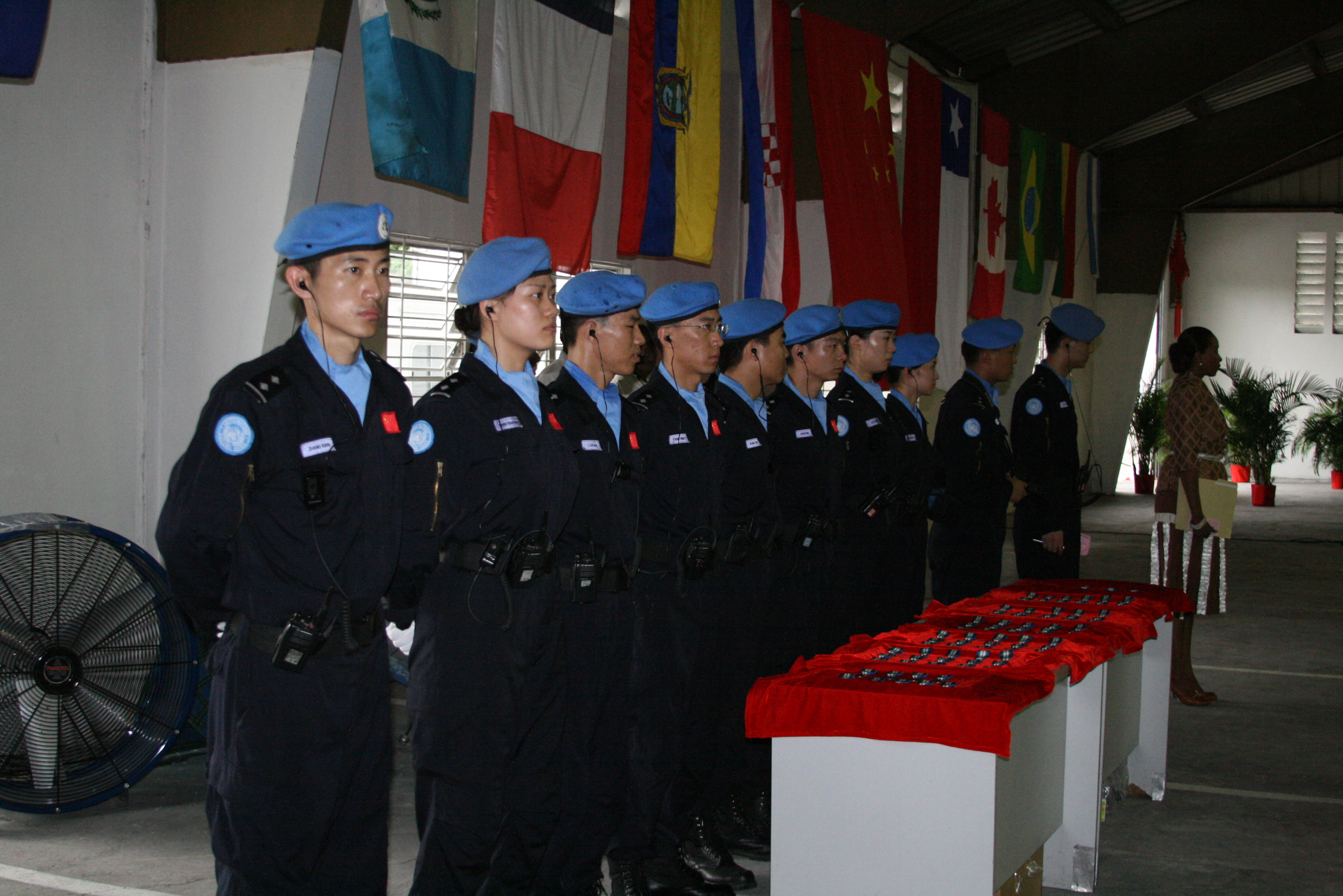 “战狼”团队张翔,联合国维和警察,勋章与荣誉交相辉映