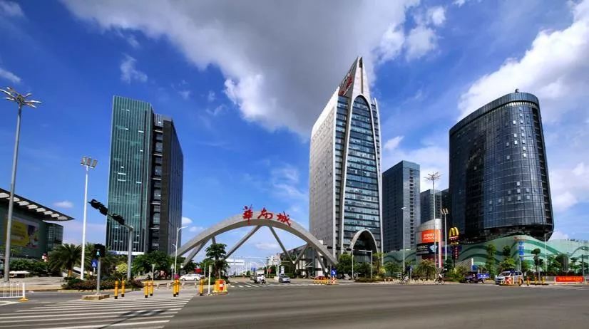 深圳平湖房价真实成交,深圳平湖房价12万平层