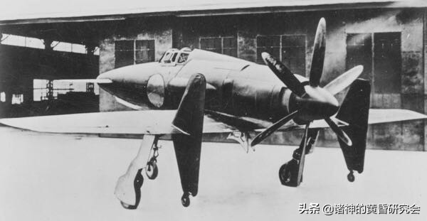 褰╃粯浜屾垬寰峰啗鍧﹀厠,褰╃粯涓殑鎴樹簤