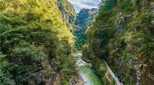 广东天子山瀑布旅游景点,广东瀑布景点有哪些