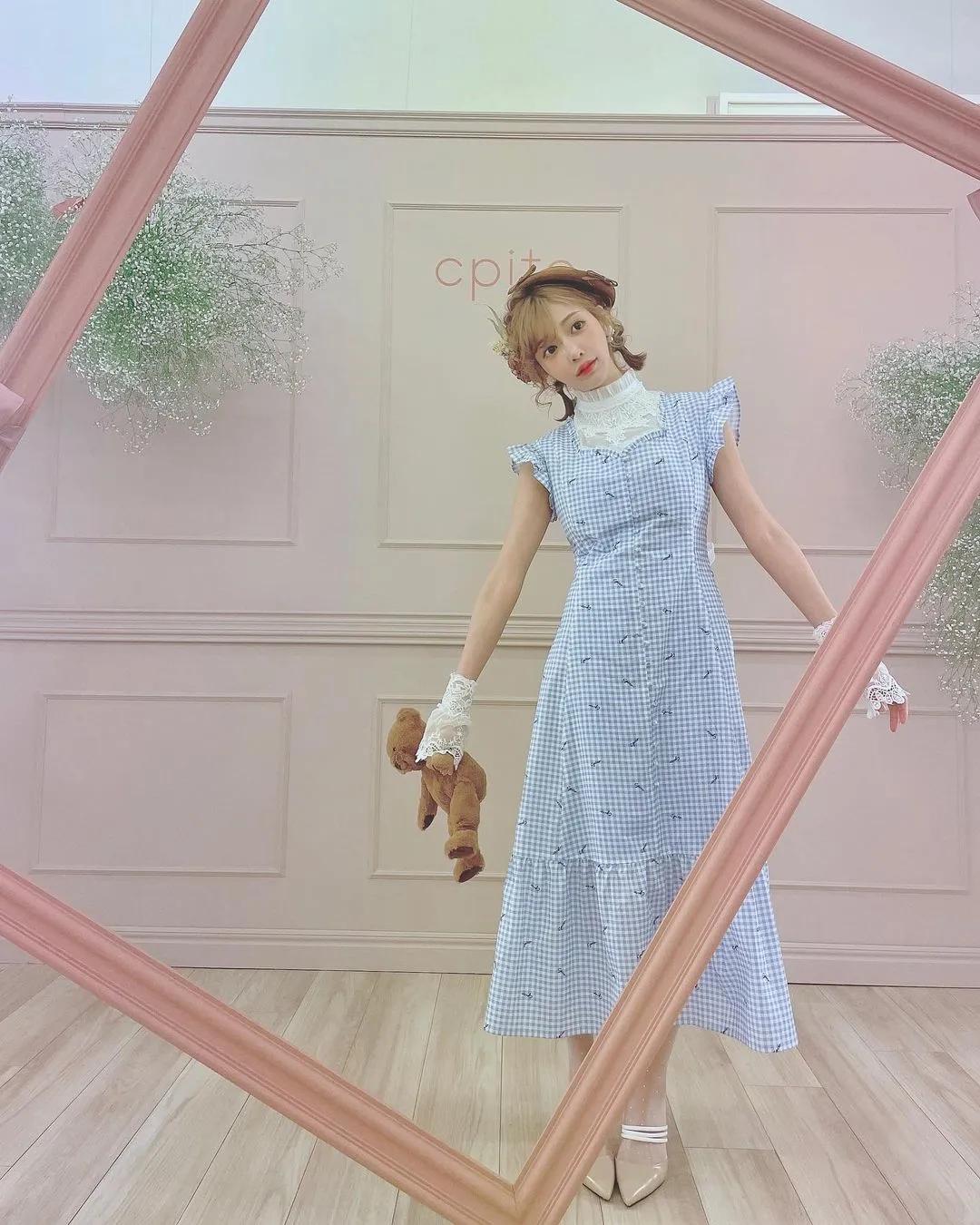 日本JK少女首登《PLAYBOY》封神！明日花不香了？