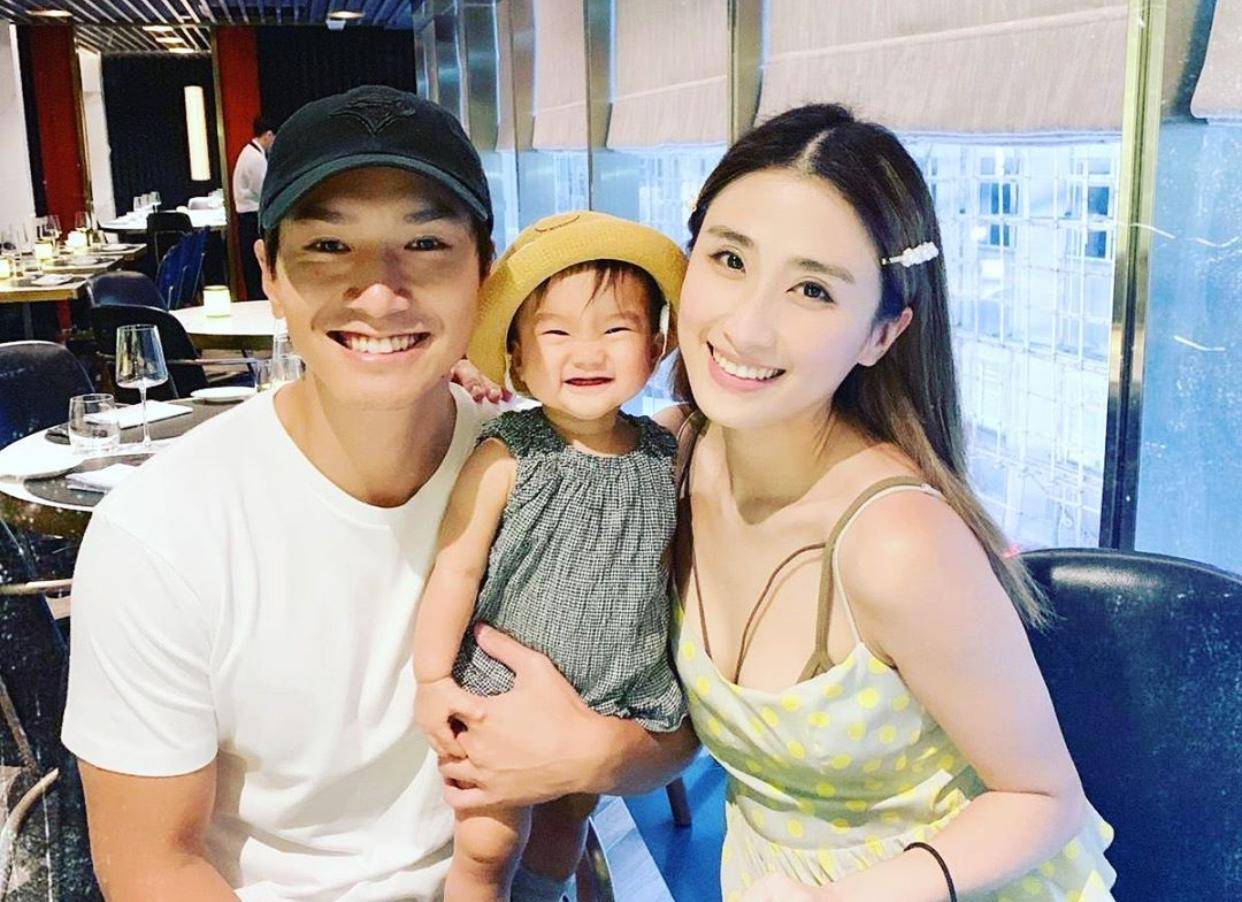 香港著名歌手在儿童院长大购买闻气机帮助一岁女儿治疗气管炎