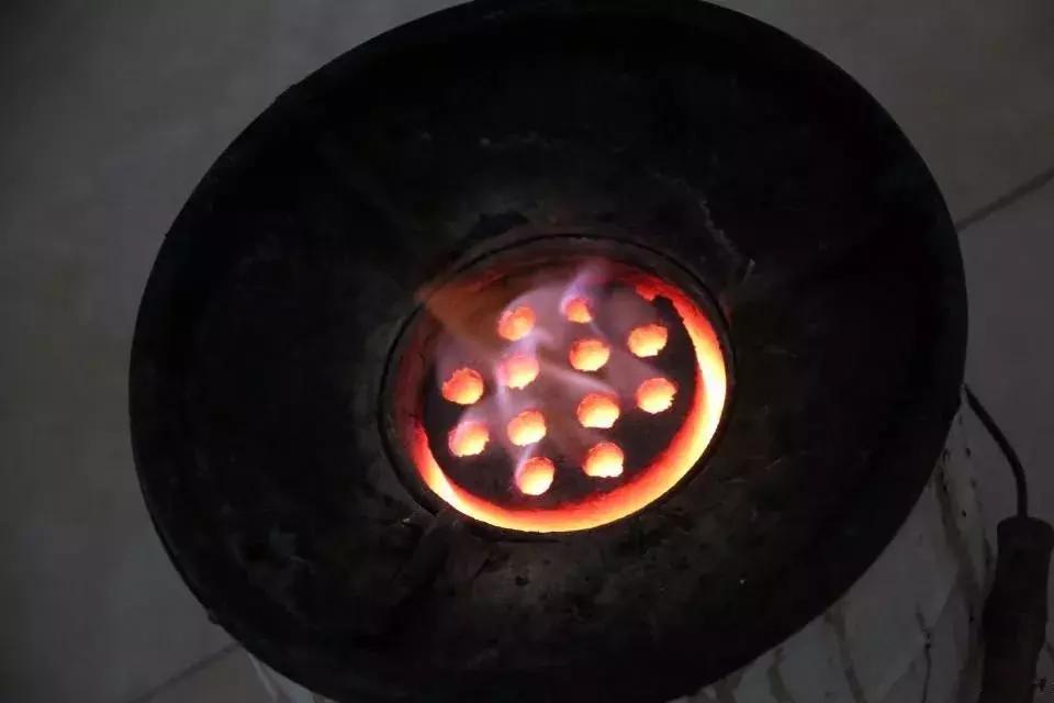 马未都柴窑瓷器,阿富汗蜂窝煤