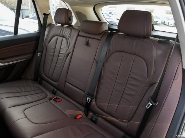 11款宝马x5油耗多少钱一公里,宝马x5m雷霆版2021款油耗