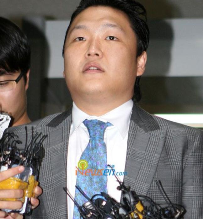 凭《江南style》爆红，如今销声匿迹，鸟叔是资本的牺牲品吗？