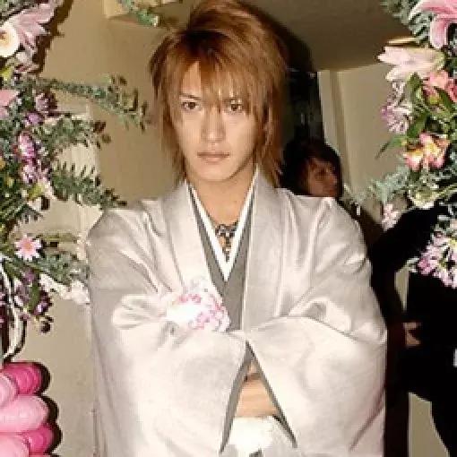 明日方舟巫女考据,明日方舟月见夜的悖论