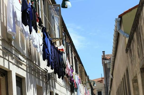 智能晾衣机的好处,阳台智能晾衣机